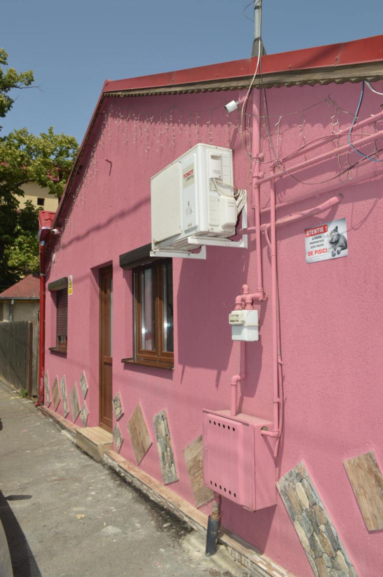 Yna House Villa Bucharest Exterior photo
